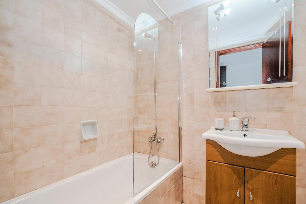 Lovely 1Bed Flat Short Walk To The Marina Vilamoura Quarteira Exterior foto